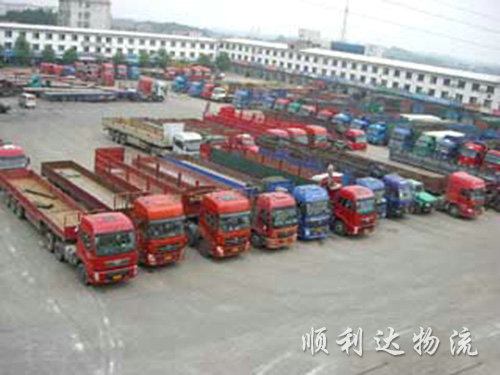 十二月，岳陽順利達(dá)用微笑迎接一年中的最后一個(gè)月